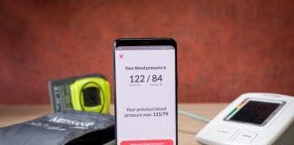 ¿Sabía que hay un teléfono móvil que puede medir su presión arterial? App Galaxy S9 para medir presión arterial