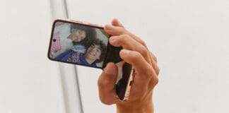 ¿Qué se necesita para tomar la selfie ideal?