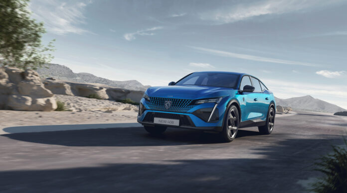 PEUGEOT_408PHEV_2022_22 (1) (1)