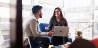 Aparecer en respuestas de ChatGPT, Gemini o Perplexity ya es clave: el nuevo reto de las empresas para atraer clientes