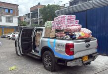 A un mes del terremoto, Ford entrega de 28 toneladas de alimentos y anuncia nueva ayuda para la reconstrucción