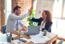 Ventas y marketing entran en una nueva fase de competencia en un mercado influenciado por algoritmos, plataformas e inteligencia artificial