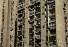 La demanda mundial de aire acondicionado podría triplicarse hacia 2050, según escenarios analizados por Daikin